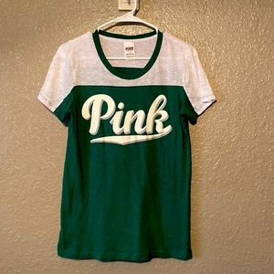 PINK NWOT green T-shirt size Large